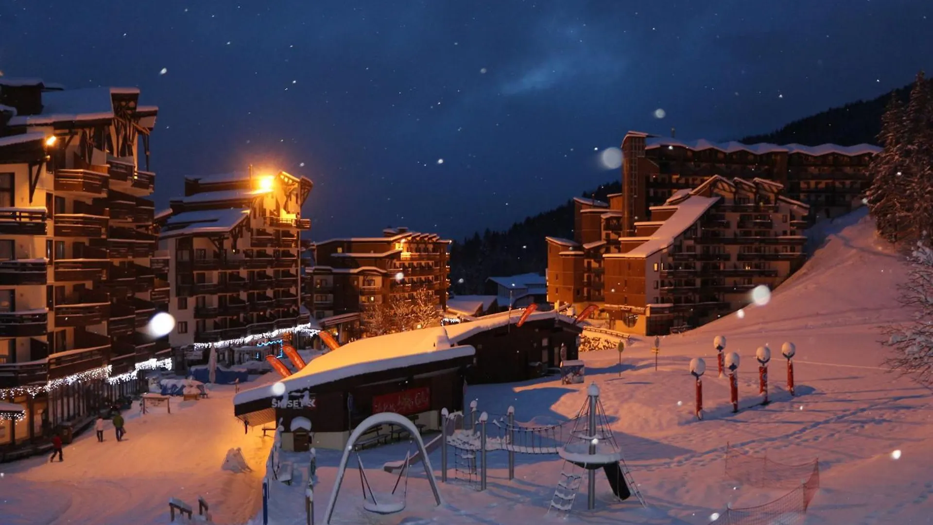 T3 2* Skis Aux Pieds, 9 Pers, Ascenseur Et Parking Couvert - Fr-1-513-8 Apartment La Tania